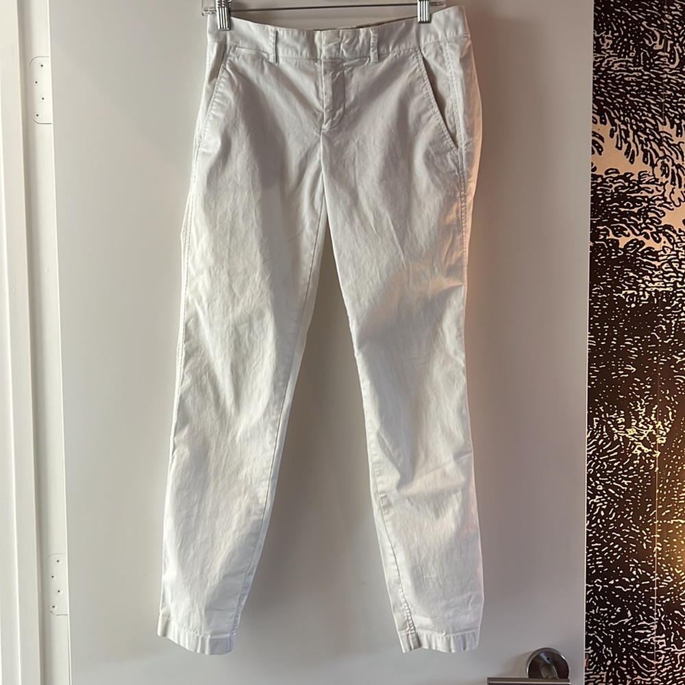 Vince chinos size 4